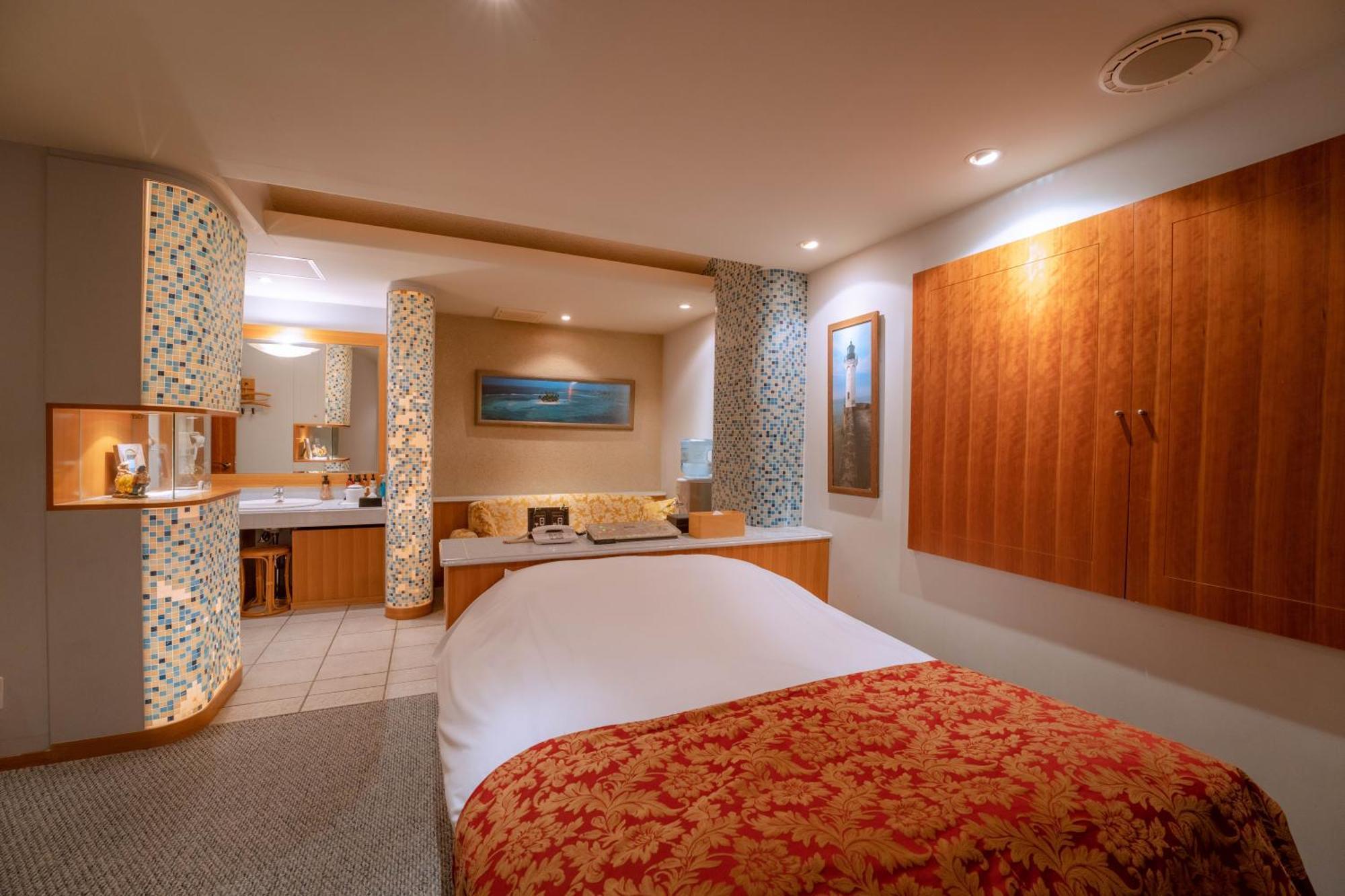 טוקורוזאווה Eight Prince Hotel -Adult Only- מראה חיצוני תמונה