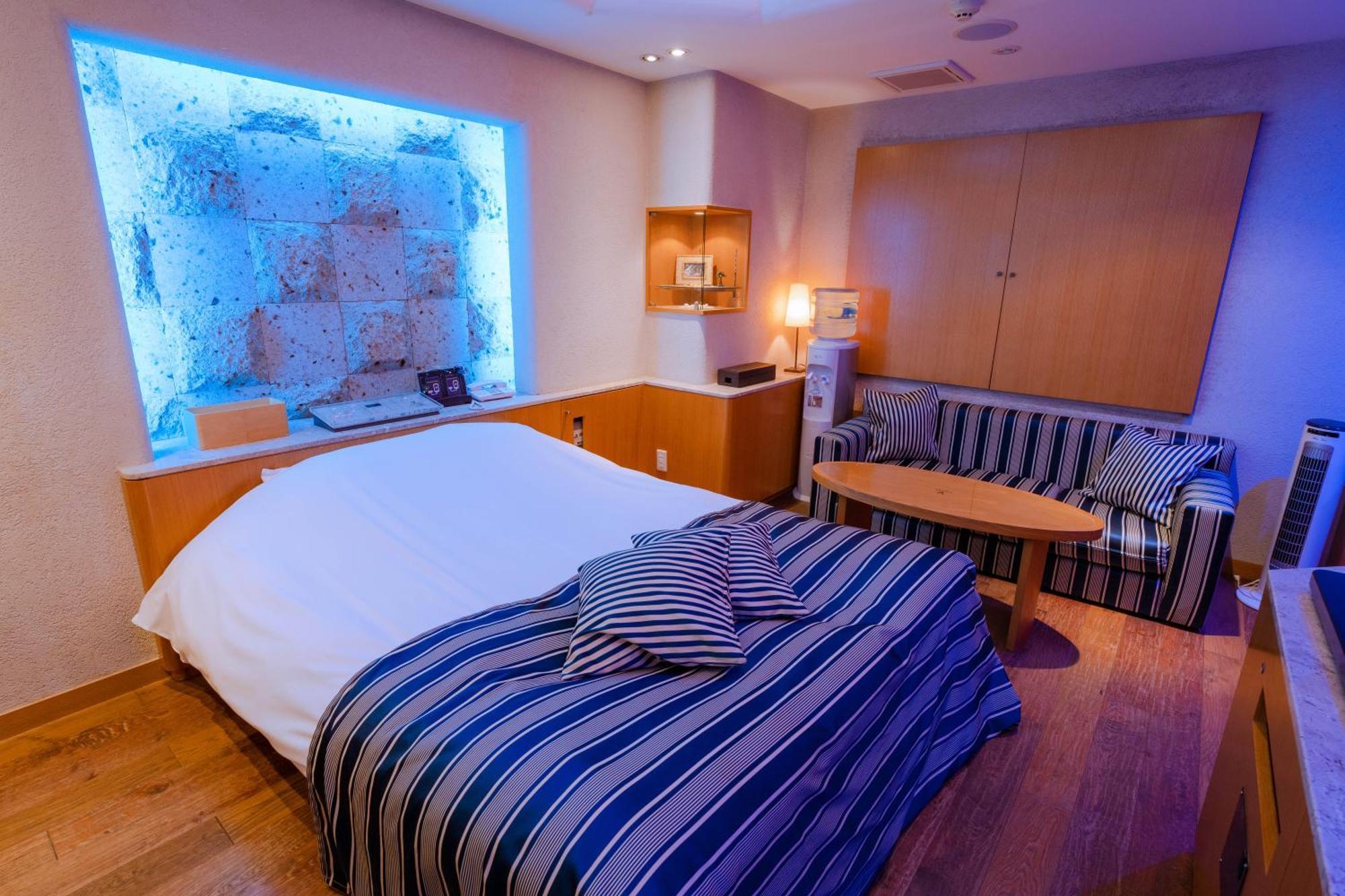 טוקורוזאווה Eight Prince Hotel -Adult Only- מראה חיצוני תמונה