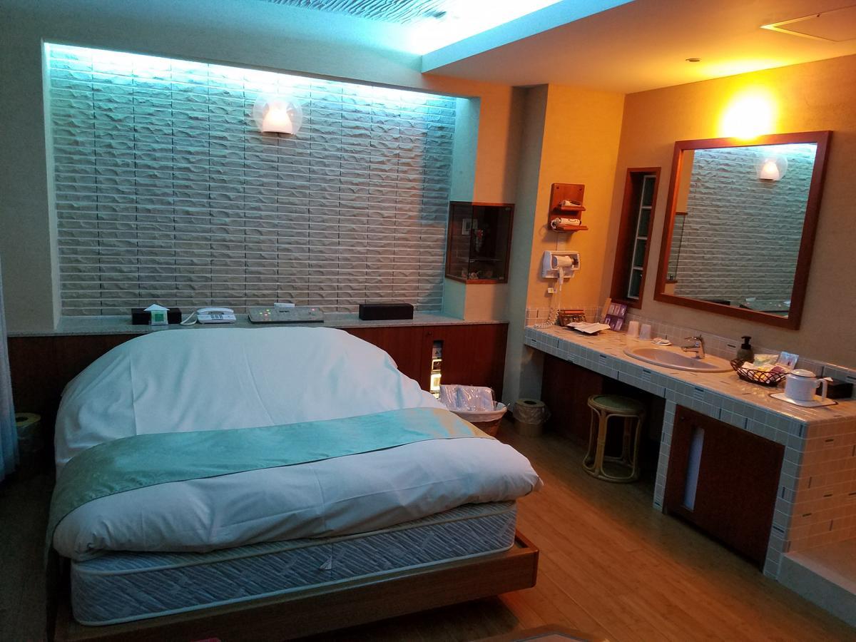 טוקורוזאווה Eight Prince Hotel -Adult Only- מראה חיצוני תמונה